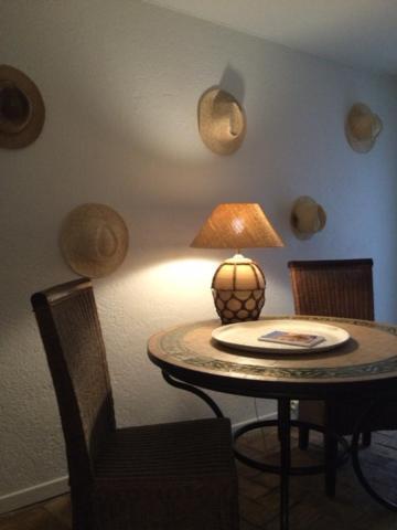 Petite Maison Mitoyenne Au Coeur De Saint Tropez Esterno foto