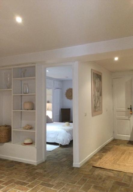 Petite Maison Mitoyenne Au Coeur De Saint Tropez Esterno foto